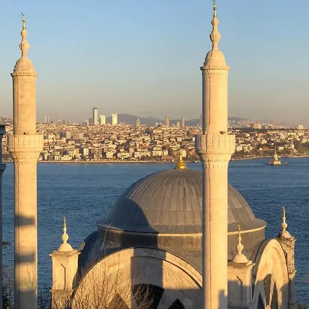 Large Cihangir Appartamento *